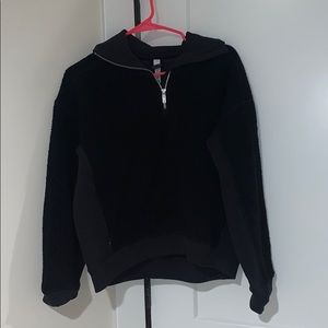 Lululemon pullover